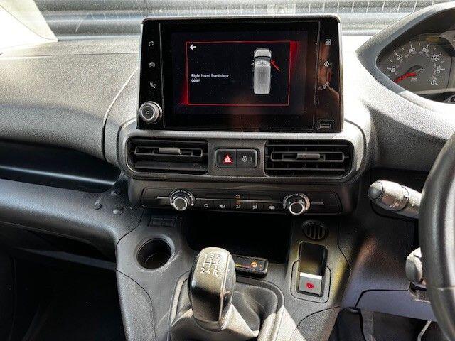 Peugeot Partner image 14